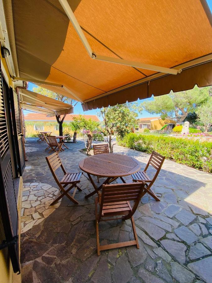 Agriturismo Monte Istulargiu Valledoria  Exterior foto